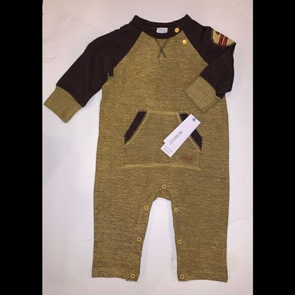 Robeez outfit   - Picture 1 of 3